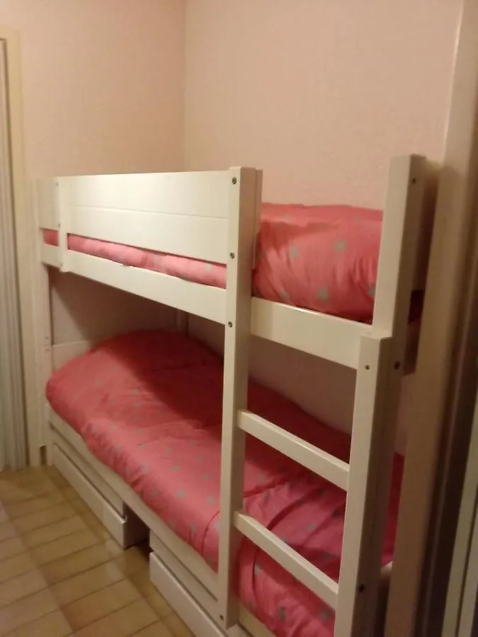 Studio Cabine Pied Des Pistes Saint-Leger-les-Melezes 0*,  France